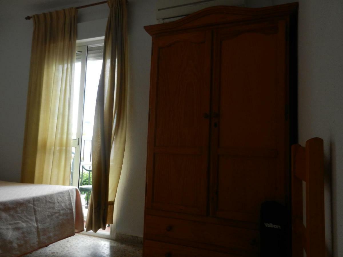 Hostal Paco Pepe 科尼尔-德拉弗龙特拉 外观 照片